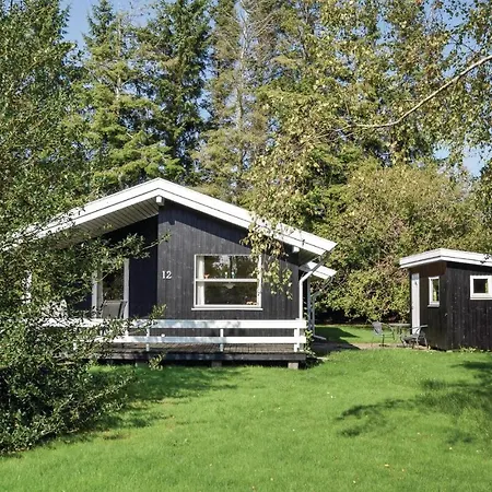 Holiday home 3 Bedroom Amazing Home In Humble *