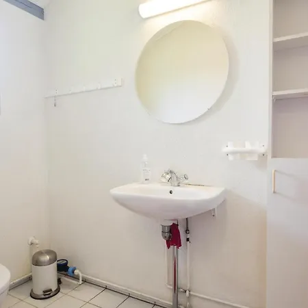 3 Bedroom Lovely In Holiday home Humble