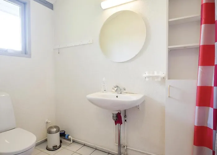 Three-bedroom In בית נופש Nordenbro Vesteregn